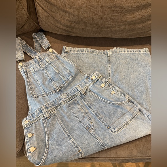 Free People Dresses & Skirts - We the Free BARDOT DENIM SKIRTALL